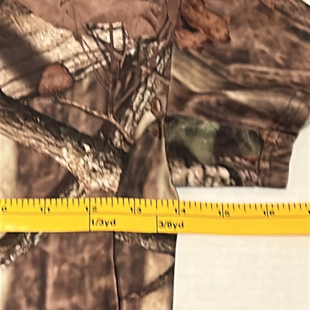 Mossy Oak INFINITY Fitted Camo T-Shirt
Youth size Small - Picture 6 of 10